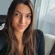 Diplomirani student Grandesig School Nevena Ciric